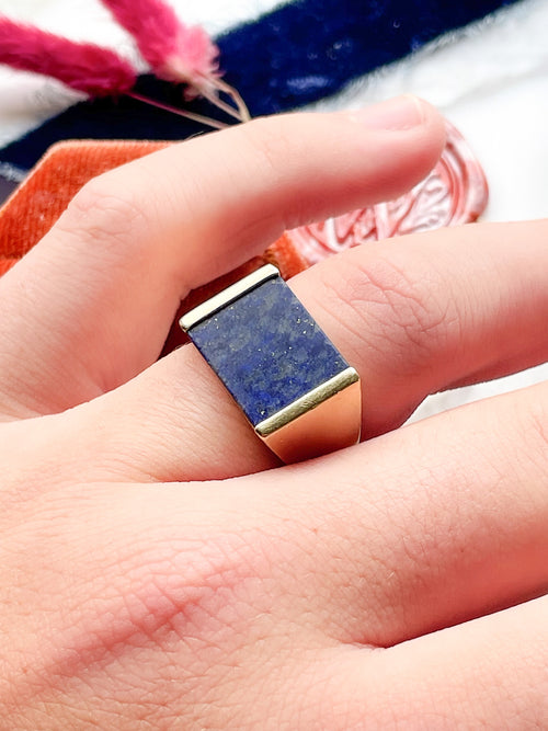 14k Vintage Lapis Lazuli Signet Ring