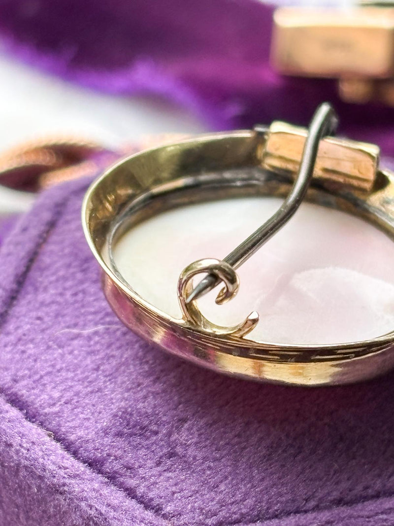 14k Antique Pink Shell Cameo Brooch