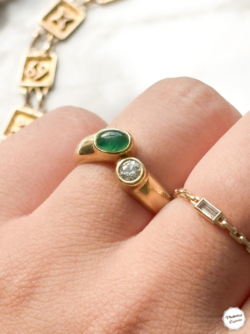 18k Diamond & Emerald Toi et Moi Ring