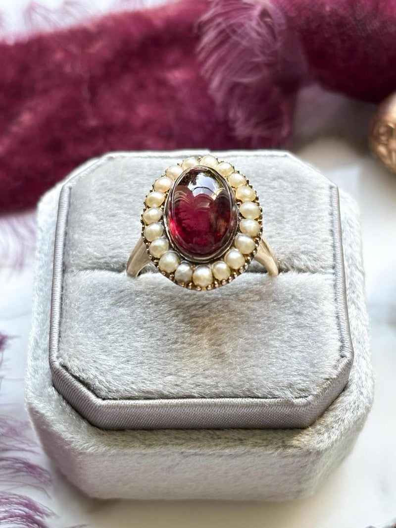 14k Victorian Garnet Cabochon Ring