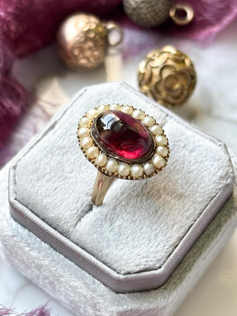 14k Victorian Garnet Cabochon Ring