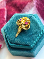 18k Art Nouveau Ruby Cabochon Gargoyle Tietack
