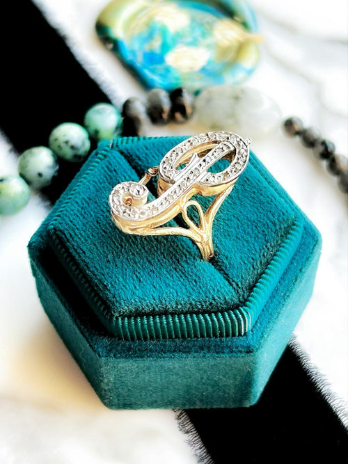 14k Vintage Diamond "P" Ring
