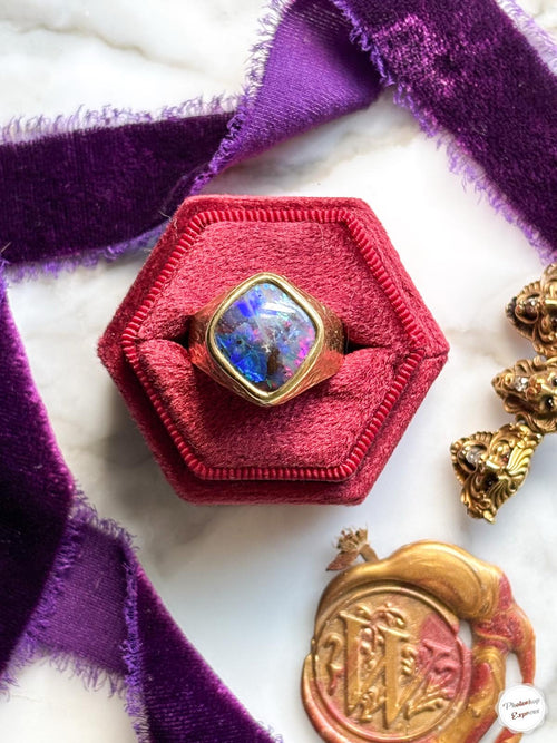 18k Vintage Black Opal Ring
