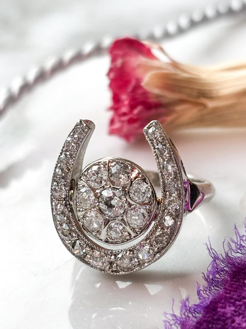14k Art Deco 0.79cttw Diamond Horseshoe Ring