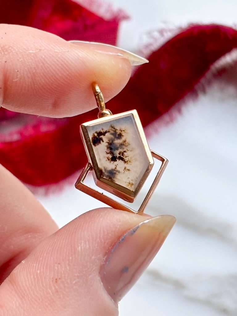 14k Victorian Dendritic Agate Pendant