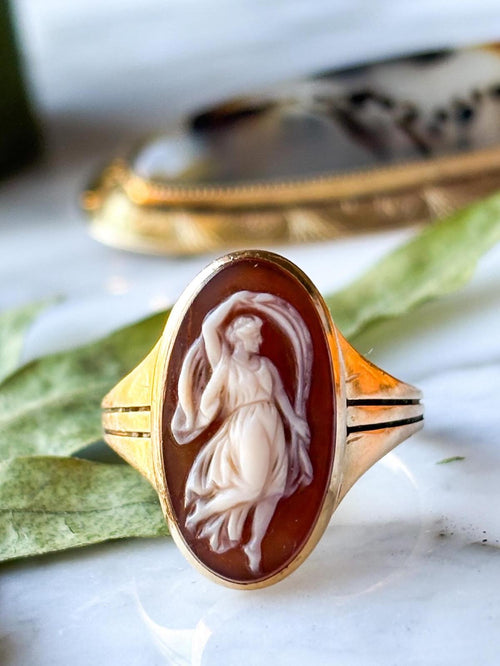 18k Victorian Etruscan Revival Carved Agate Navette