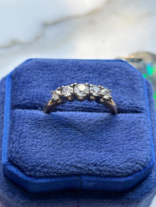 18k Vintage 0.69cttw Five-Stone Diamond Band