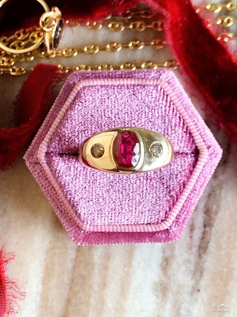 14k Vintage Diamond & Ruby Flush Mount Ring
